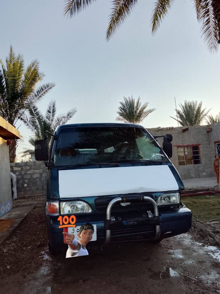 سلام عليكم كيا بسته للبيع موديل 95سنويه ل27 تريد تحويل تريد وكاله محرك كير اكسن جديد دوشمه نضيفه كشنات جدد  مكان ابو غريب سعر35وبيها مجال قليل  
***********
