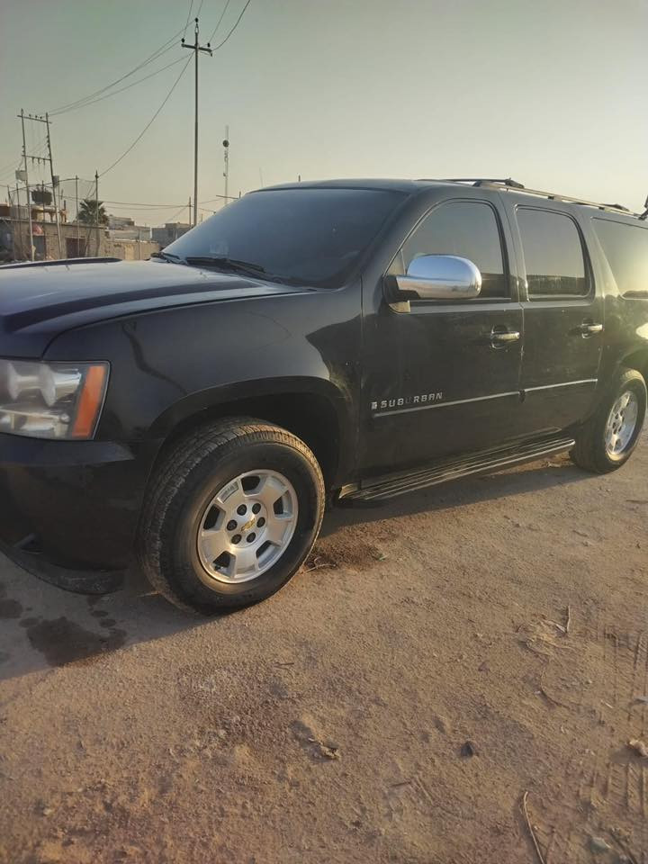 تاهو اداوات محرك كير جدد
السياره جاهزه 
موجوده كتاب حجز للترقيم تروح تراجع وتقرم 
للستفسار الاتصال ***********
السعر 75 
موديل 13 
مكانة بصره
