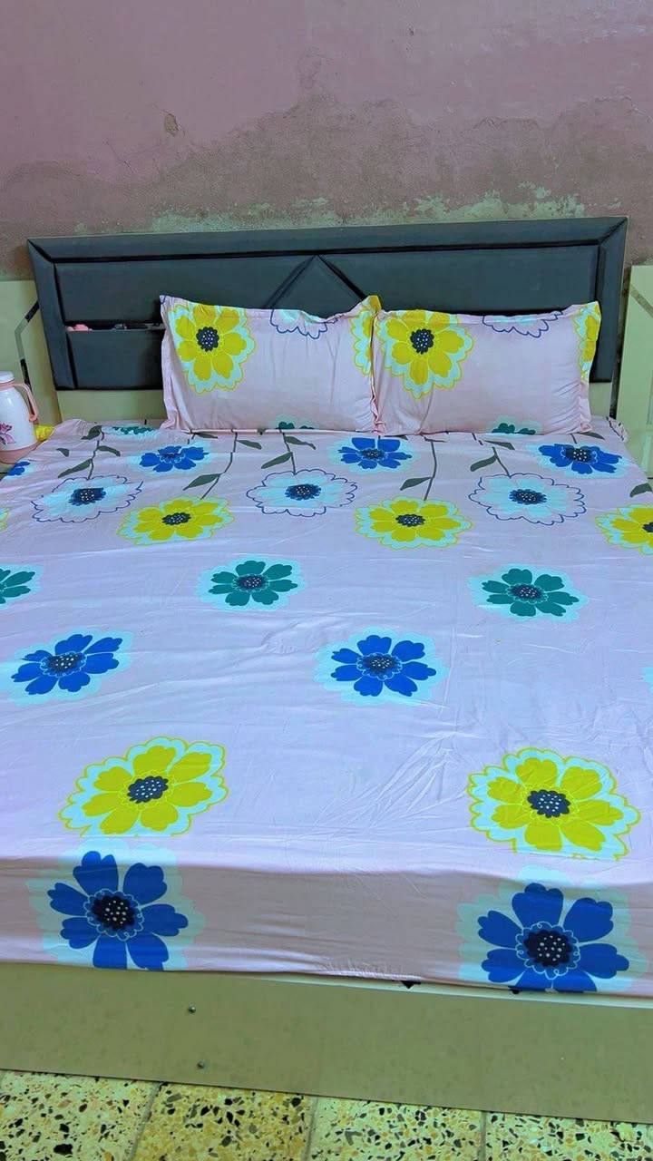 غرفه نوم تركي 5قطع مستخدم قليل السعر 500الف مكان الحبيبة رقم الهاتف ***********
