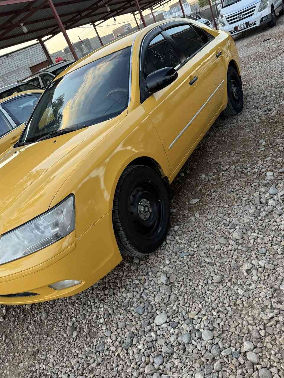 سلام عليكم سوناته مديل 2010 مريكي رقم دولي مكينه 2400 كير ٥ نمر. تخم تاير كير مكينه حداديه شاشه  صبغه حلوه سياره جاهزه مصفره. الستفسار التصال *********** مكان بابل الشوملي
