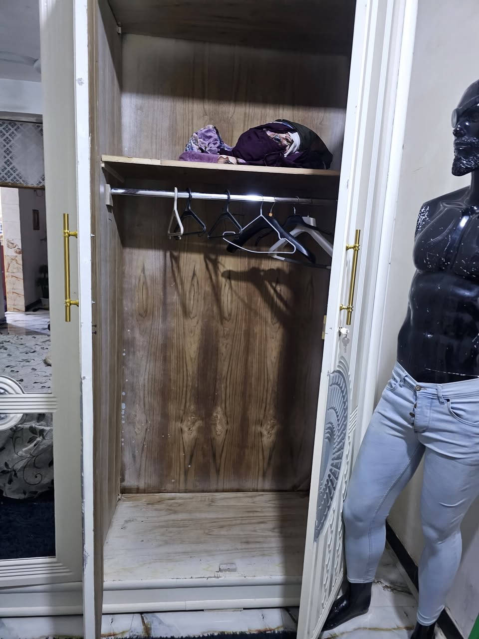 غرفه نوم عراقيه تسكام اوف فايت ٦ قطع
***********
