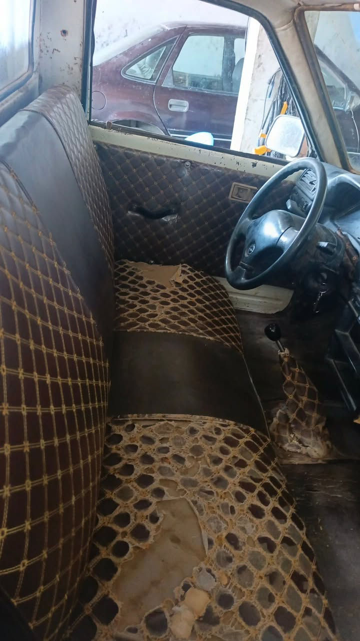 بيكم موديل 82.  محرك كير تمام 
شرعي متوفي.. رقم نينوى اصفر،. 
دوشنة جديدة 
سيارة ويل كب تايات انظاف. 
سيارة جاهزة عالشغل. ترايك بغداد. 
السعر 15 مو شراي لاتخابرني رجاءً
الشرعي متوفي.. 
***********
***********
