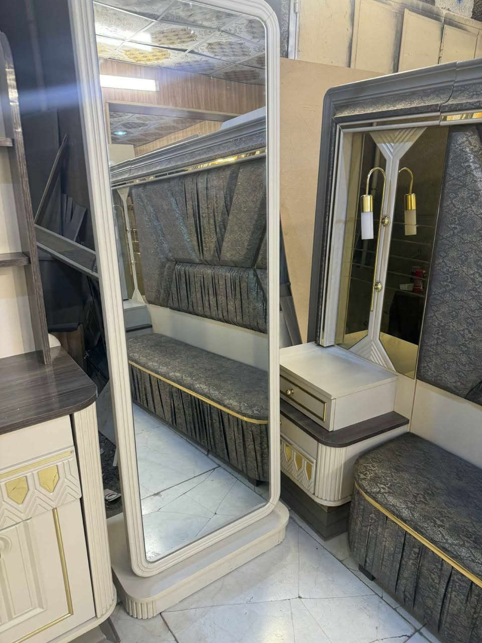 @إشارة @إشارة ✨ غرفة تركي  اصلي صبغ حراري مودرن 11 قطعة ✨
نظام أبواب وسلايت  بروفايل فاخر
سرير مخزن جك 
 ضهر بلوك
 جام برونزي أنيق 
 قماش وتر بروف أصلي
 سرير مخزن جك 
✨ نظافة 99/💯 
🚚 شد ونقل مجاني داخل بغداد
📦 توصيل للمحافظات بأسعار رمزية
للحجز اخذ سكرين وتفضل خاص✨


**إذا كنت صاحب هذا الإعلان وتريد حذفه لأي سبب، رجاءا أرسل رسالة إلى الدعم الفني**