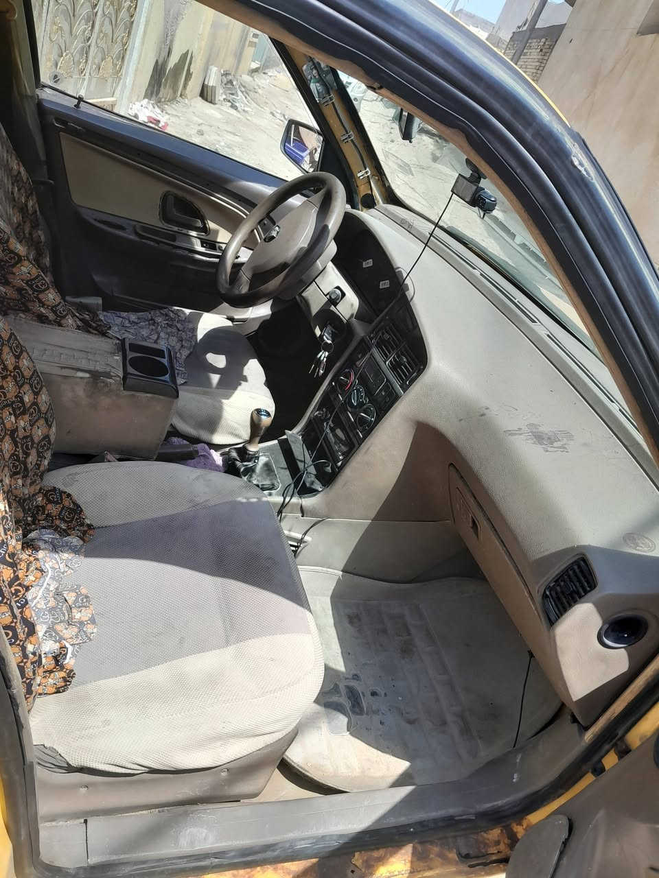 سلام عليكم سياره البيع جاهزه من كلشي تبريد تخم تاير حداده كلشي شغال بيه مكينه وكير كفاله عامه هاي سياره واضح بل صور  مديل 16 وراعيه موجود راح خلي رقمه راعيه +964 770 732 7862
