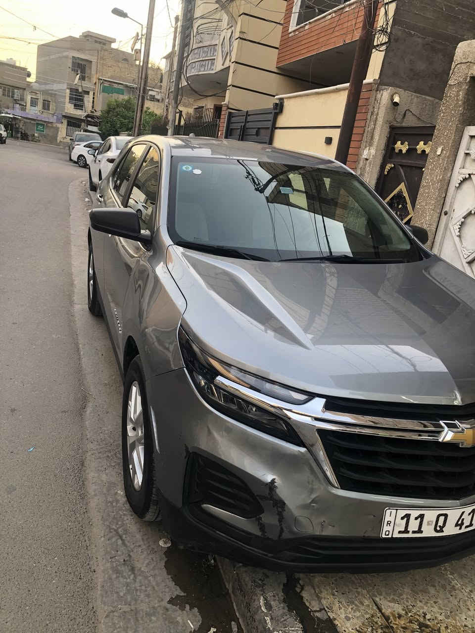 للبيع شيفرولية ايكونكس فئة LS  

الضرر : موضح بالصور

مكان السياره بغداد 
الرقم : بغداد ( تحويل مباشر )

#المواصفات :
▪️السيارة: شيفرولية ايكونكس لون سلفر  سمنتي 
▪️الموديل: 2024
▪️المحرك:1.5L توربو (اربعة سلندر) 
▪️العداد: ١٤ الف حقيقي
▪️غرفة السيارة : كشنات السيارة مخمل 
▪️حساس خلفي اصل
▪️رادار امامي مانع تصادم
▪️رادار جانبي (نقاط عمياء)
▪️تحديد مسار
▪️كامرة خلفية دوارة اصل
▪️لايتات بلادي LED 
▪️بصمات عدد 2 للابواب مع بصمة تشغيل
▪️تحكم فول كهرباء لكرسي السائق
▪️تبريد قطعتين امامي وخلفي
▪️سايد بريك دكمة
▪️تحكم ستيرن جهتين بلوتوث وحاكية وكروس سرعة وتحكم صوت 
▪️نظام ABS مانع انزلاق
▪️السيارة جديدة وبوضع الشركة.

السعر المطلوب : 168 ورقة مع المجال بسيط 
 
الاتصال على : ***********
