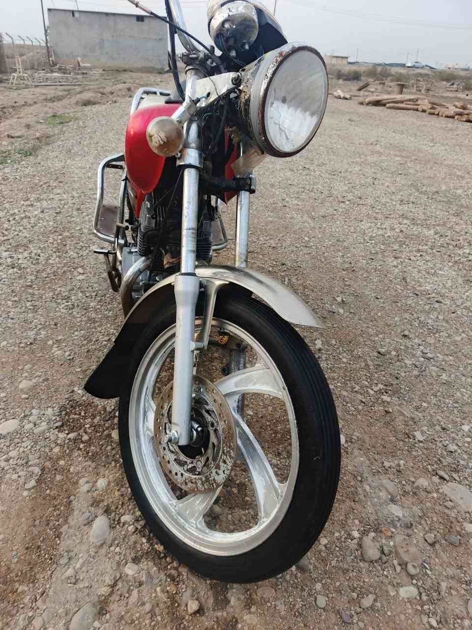 سلام عليكم جني البيع موديل ١٦ وراق ضايعه مكينه لا تنقص ولا تبخير دراجه كربايت كلها شغله باتري جديد تيارت جداد رجاء مو شراي لا يتصل سعر ٢٧٥ وبيها مجال مكان بحد مزيد ***********
