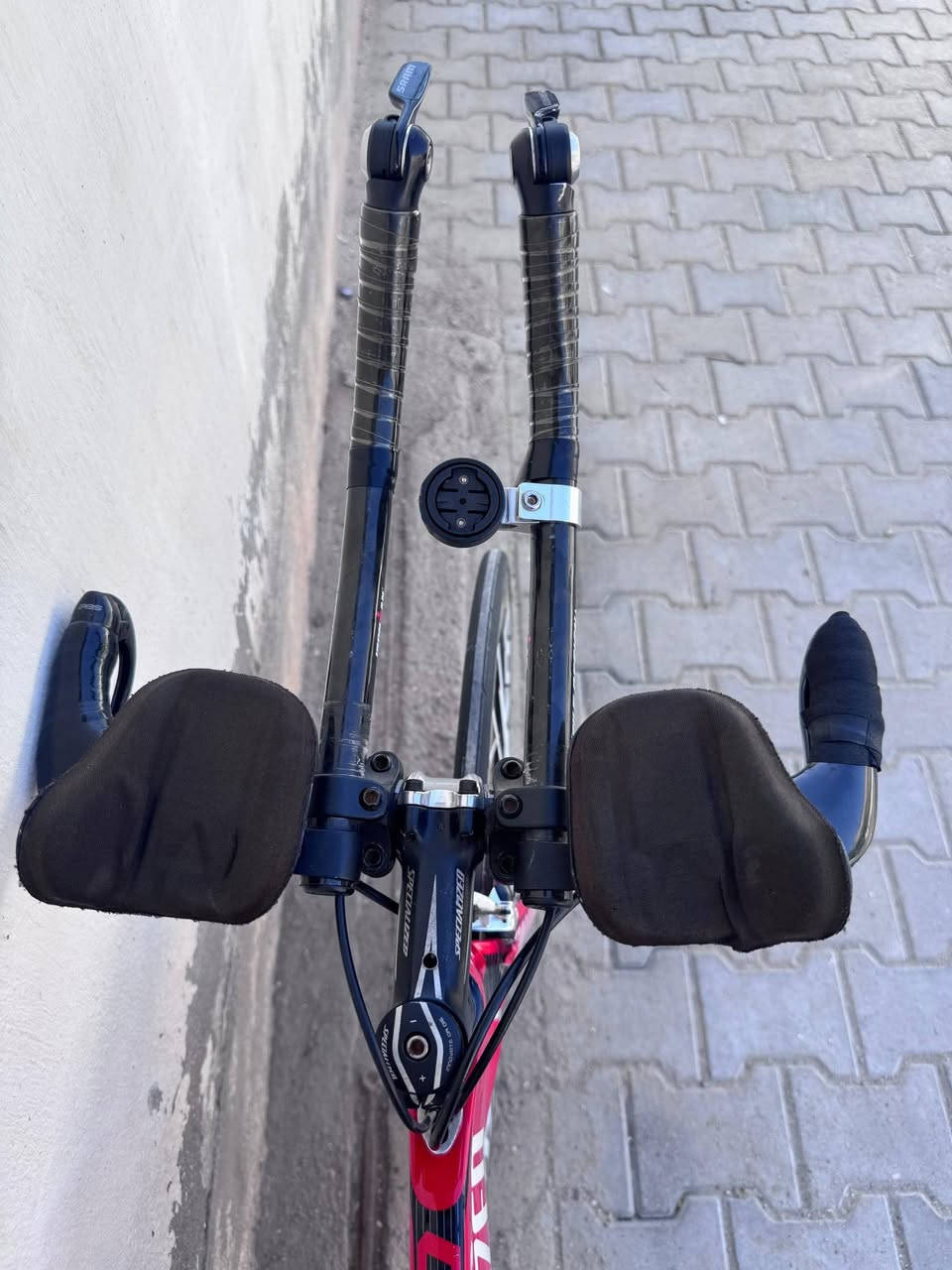 السلام عليكم
دراجة ضد الساعه نوع Specialized 
قياس الفريم s
صينيه اماميه حجم ٥٢ حجم الذراع ١٧٠
دشلي خلفي ١٠ نمر
سيت كروب sram red
ويلات كاربون نوع cozmic ارتفاع الويل ٦٠ حجم ٢٣
دراجة جديده وكامله من كل النواحي 
السعر خاص
المكان البصره


**إذا كنت صاحب هذا الإعلان وتريد حذفه لأي سبب، رجاءا أرسل رسالة إلى الدعم الفني**