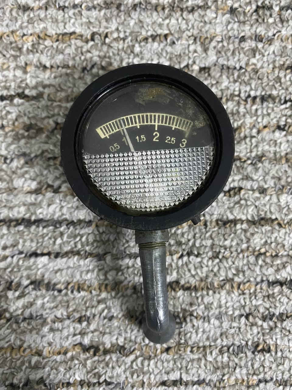 سلام عليكم ورحمة الله من رخصة الادمن غراض قديمة للبيع ***********
