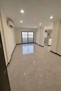 شقة للبيع في مجمع الزهراء السكني  الزعفرانية مساحة الشقة ١٦٠ تحتوي على...