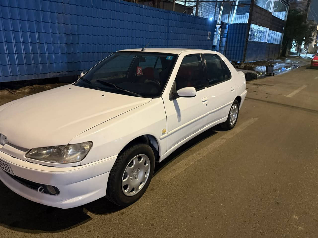 بيجو 306 موديل 2001 سيارة نضيفة كلش  رقم جديد إنكليزي باسمي كير محرك صدر تخم تاير كلة جديد سيارة ما ناقصهة شي 
السعر 46 
مكان بغداد الطالبية 
***********
