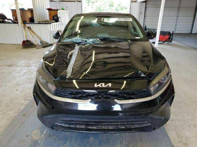 السلام عليكم فورتي ٢٣ نص فول 
حدثها فقط بنيد السياره حلو احلى من الصور
*********** 
البلديات 
السعر ١٥٣
