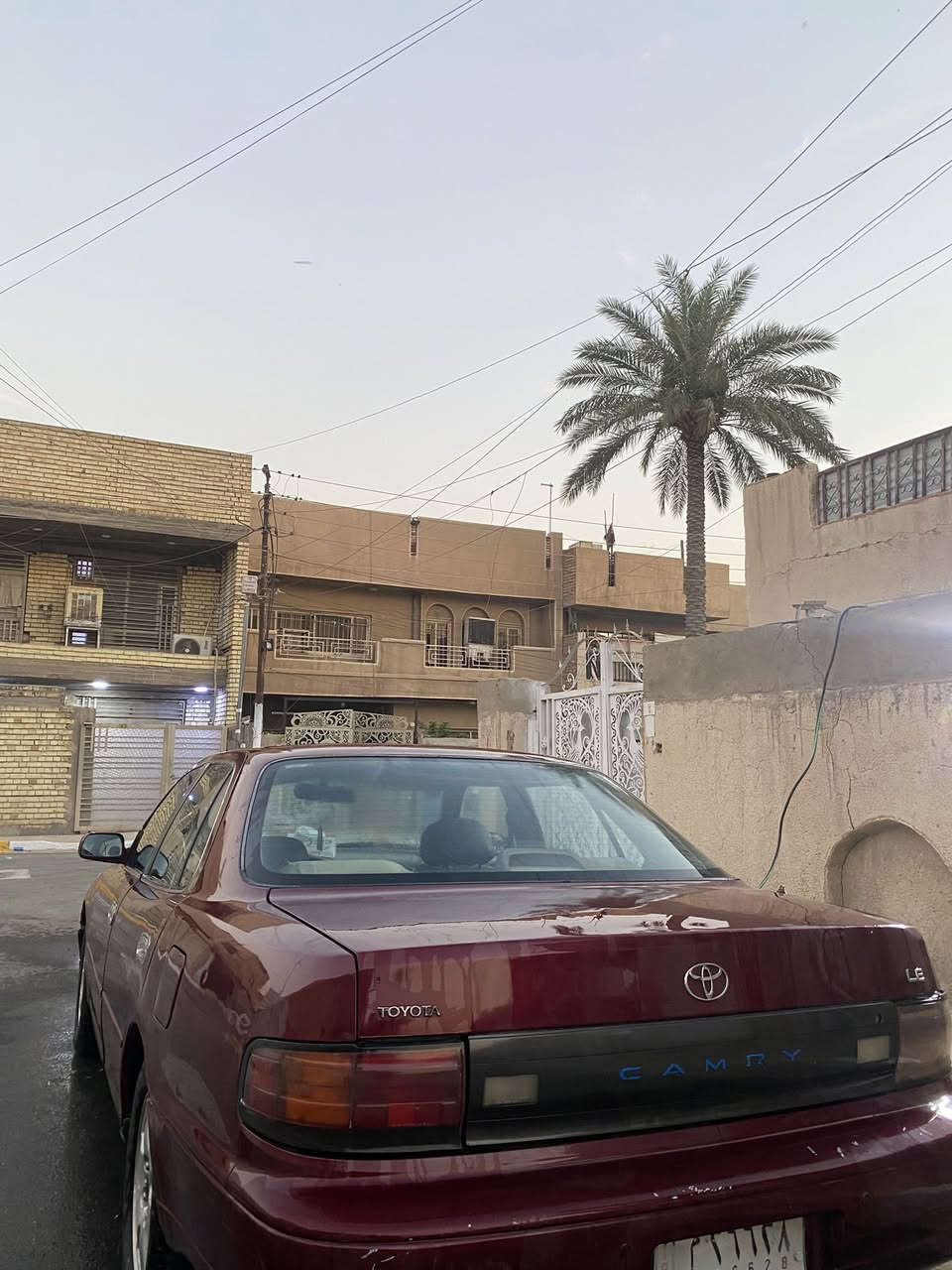 السلام عليكم كامري موديل ٩٢ سياره جاهرة مكينة جديده بعدها تحت الضمان وكير جاهز مابي اي نقص صدر امامي وخلفي جديد كشرها نضيف وبيها رشات صبغ والتبريد جاهز  سعرها ٥٢ وبيها مجال بسيط 

الرقم ***********
 
العنون بغداد الغزالية

