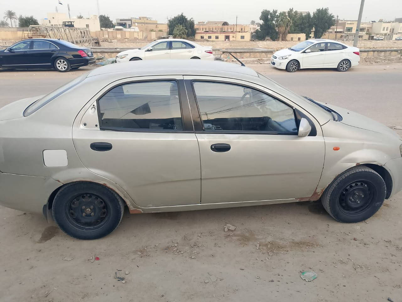 سلام عليكم افيو 2004 للبيع جاهزه السياره كيارو محرك وحداديه حتى التبريد شغال الاستفسار يتصل على هذا الرقم***********
