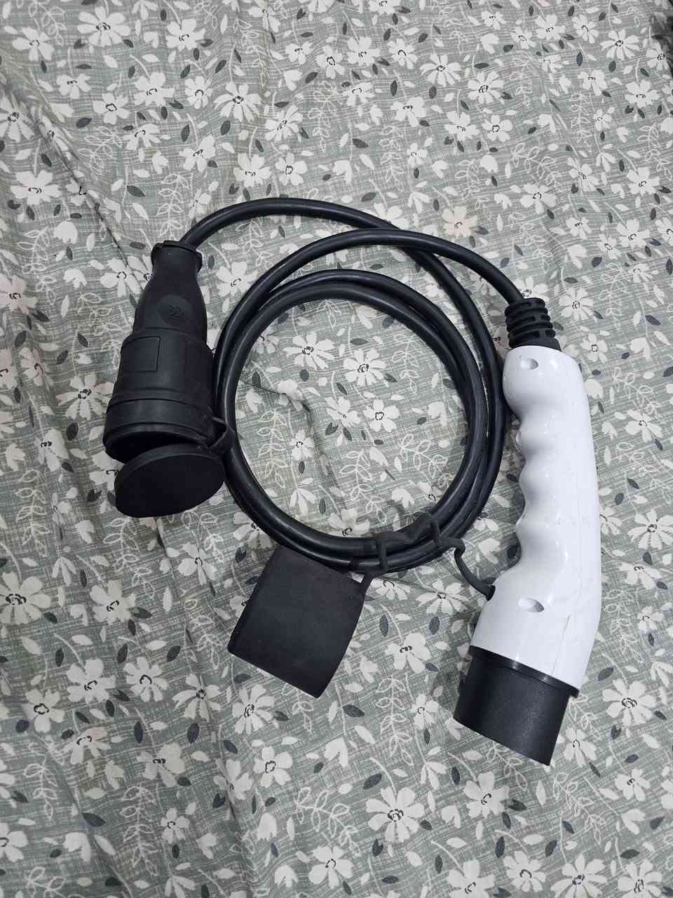 كيبل لسيارات ال byd اخذ كهرباء من السيارة للتواصل *********** موجود واتس اب
