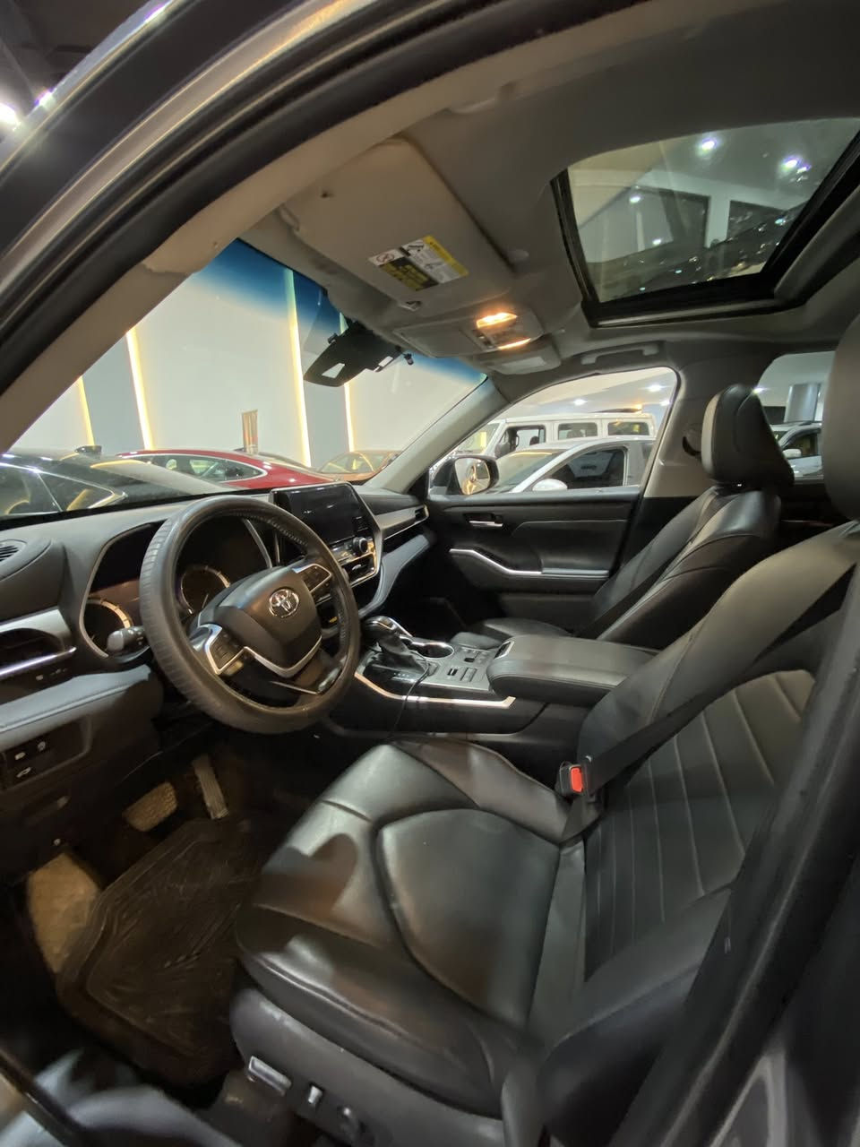 TOYOTA HIGHLANDER 2024
سياره فول فول موسفات 
Xle awd
سياره ٤ قتعه سبوخ 
ايرباك سترين فقد 
موبايل:***********
