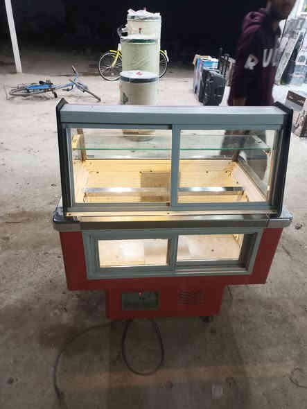 عارضة مقبلات قياس متر
السلام عليكم من رخصة الادمن عارضه مقبلات 10 بلانك
بدون بلانكات
فريزر خارجي شرط شغل وضمان
العنوان بغداد جسر ديالى الكرغوليه خلف محطة الوقود شارع ماركة الهدي قرب ملعب تارتان
الاستفسار الاتصال *********** علمنا بيه وتساب
