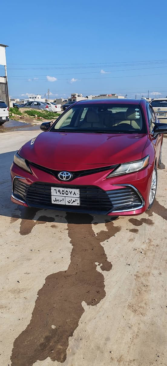 كامري ٢٠١٨ أمريكي 
كير و محرك شرط ١٠٠٪✓
خمس قطعة صبغ✓✓✓
سيارة ماشية قليل فقط ٨٦مل✓
تخم طائرات جديدة✓✓✓
ويل كب أصلي ✓✓
مكان سيارة 🚗فضاء بردةرةش
*********** رقم موبايل أربيل, العراق
