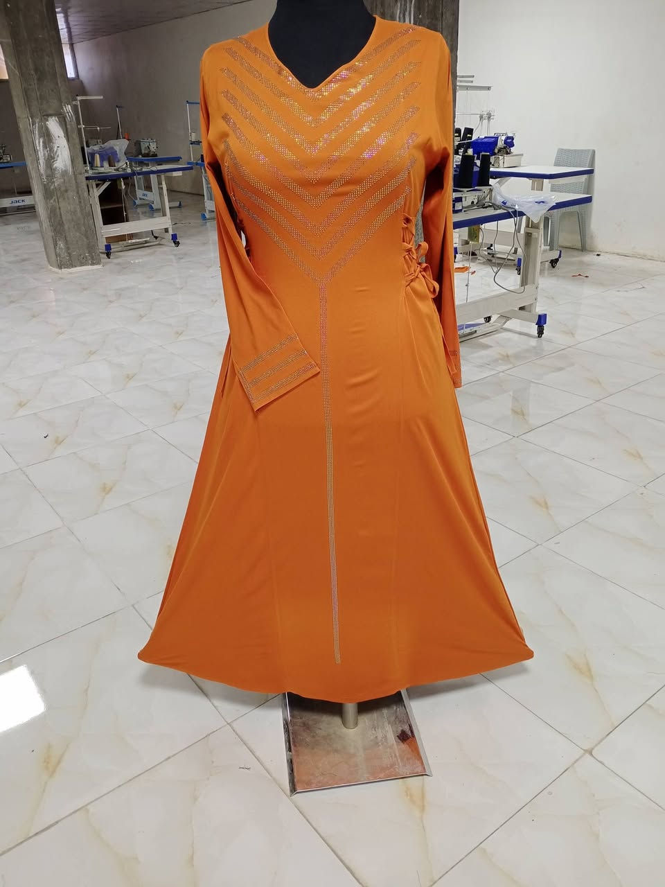 معمل خياطة نسائية دشاديش صيفية موديلات جديده 
عنوان أربيل بحركة مقابيل بنك المركزي 
رقم الهاتف ***********
