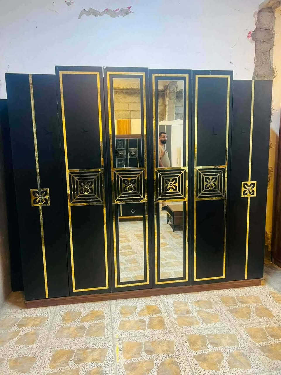 غرفه ترڪي  💥
قطع/5
نظافه 90💯
نضام ابواب
مع شد ونقل مجاني
***********
