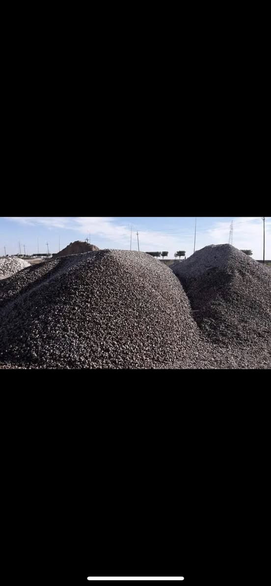 يتوفر جميع مواد البناء كافة الرمل والسبيس القلع والحصى والجلمود بانواعة
شامل التوصيل  البصرة الاستفسار ***********
