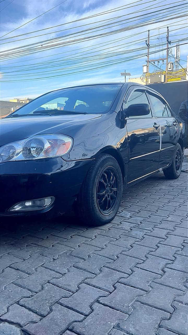 سلام عليكم كورلا نحله امريكيsظربته جاملغ خلفي بدون دواخل بدون شواصي سياره نظيفه بي منظومه غاز يعني سياره غاز او بانزين تشتغل تبريد ثلج مابيهه نقص سياره مكينه جديد كير جديد تخم داير سياره مابيه نقص من كل نواحي مصبوغه حزام جماليه باسمي سياره ٢٠٠٧سعره ٧٧بيها مجال حك جيه مكاني حي اور  رقم هاتف***********
