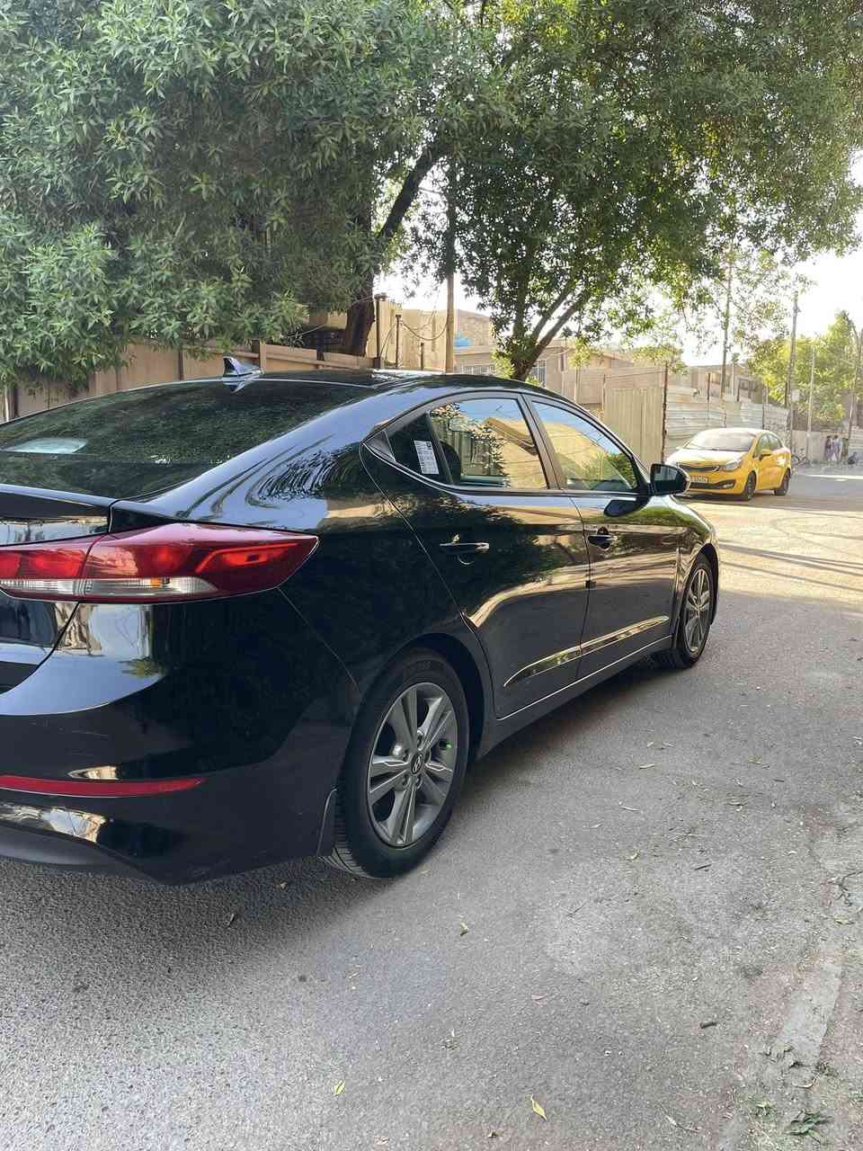 سلام عليكم النترا موديل 2018 حادثه جملق وبنيد بدون دواخل بدون ايرباك سياره جديده بمعنه الكلمه كير محرك كفاله عامه ماشيه 86 تخم تاير جديد صدره جديد سياره جهزه وجديده بمعنه الكلمه تحويل مباشر مكاني بغداد الدوره عارضه 118 وبيه مجال رقمي ***********
