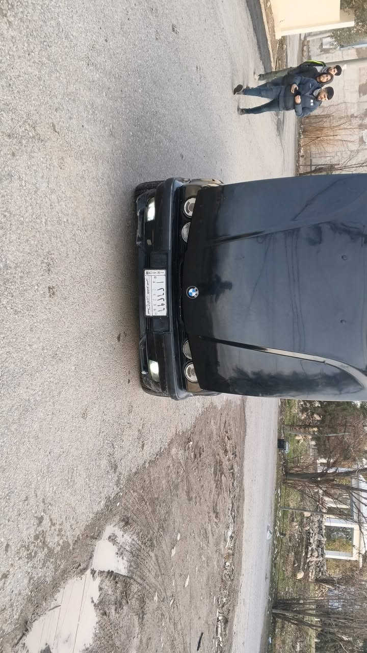 سلام عليكم الحلال البيع 530 8v سياره حلوه ومال بيت سياره بيه ضربه من وره صندوك الباقي كفاله عل فحص سياره فول فول وتو موديل 93 رقم صلاح دين مشروع وطني شرط تخويل سعر 55وبيه مجال قليل عنوني ربيل وبعض المرات الموصل *********** ***********
