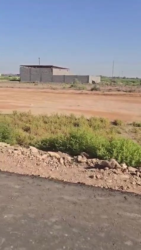 السلام عليكم 
قطعه ارض للبيع المساحه الكليه 400. طابو زراعي سند 25 تحويل مباشر القطعه كلش قريبه عالشارع العنوان حله شارع 100 الرابط بزل حجي علي السعر 35. للاستفسار الاتصال على الارقام التاليه 
***********
***********
أو زياره مكتب 🛣️ السور الامين شارع 100. قرب مدرسة الطفوف
