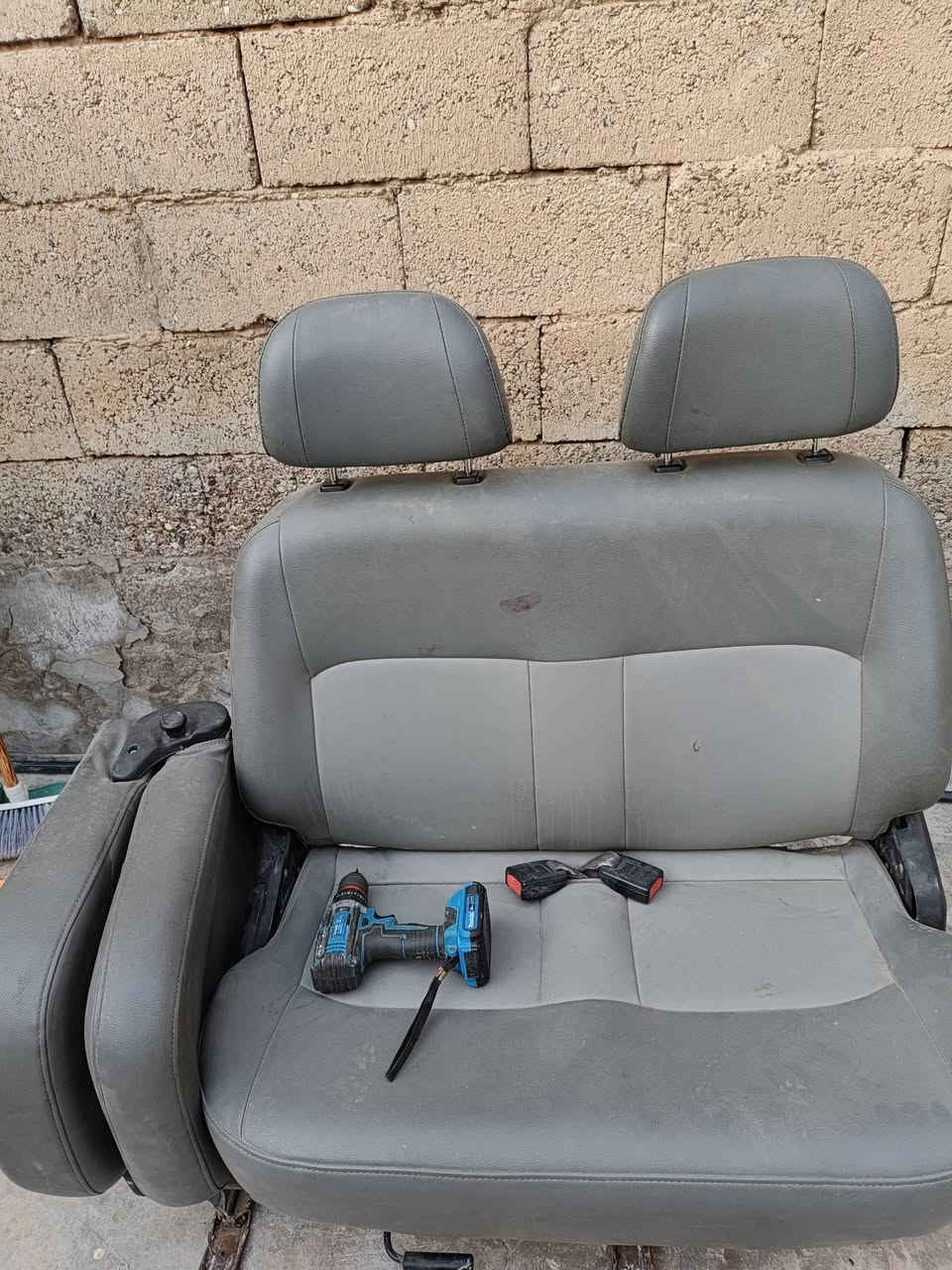 لبيع كشن عدد واحد جديد مال حاويه
سعره 🔒250 🔒عنوان ديالئ بعقوبه ***********
