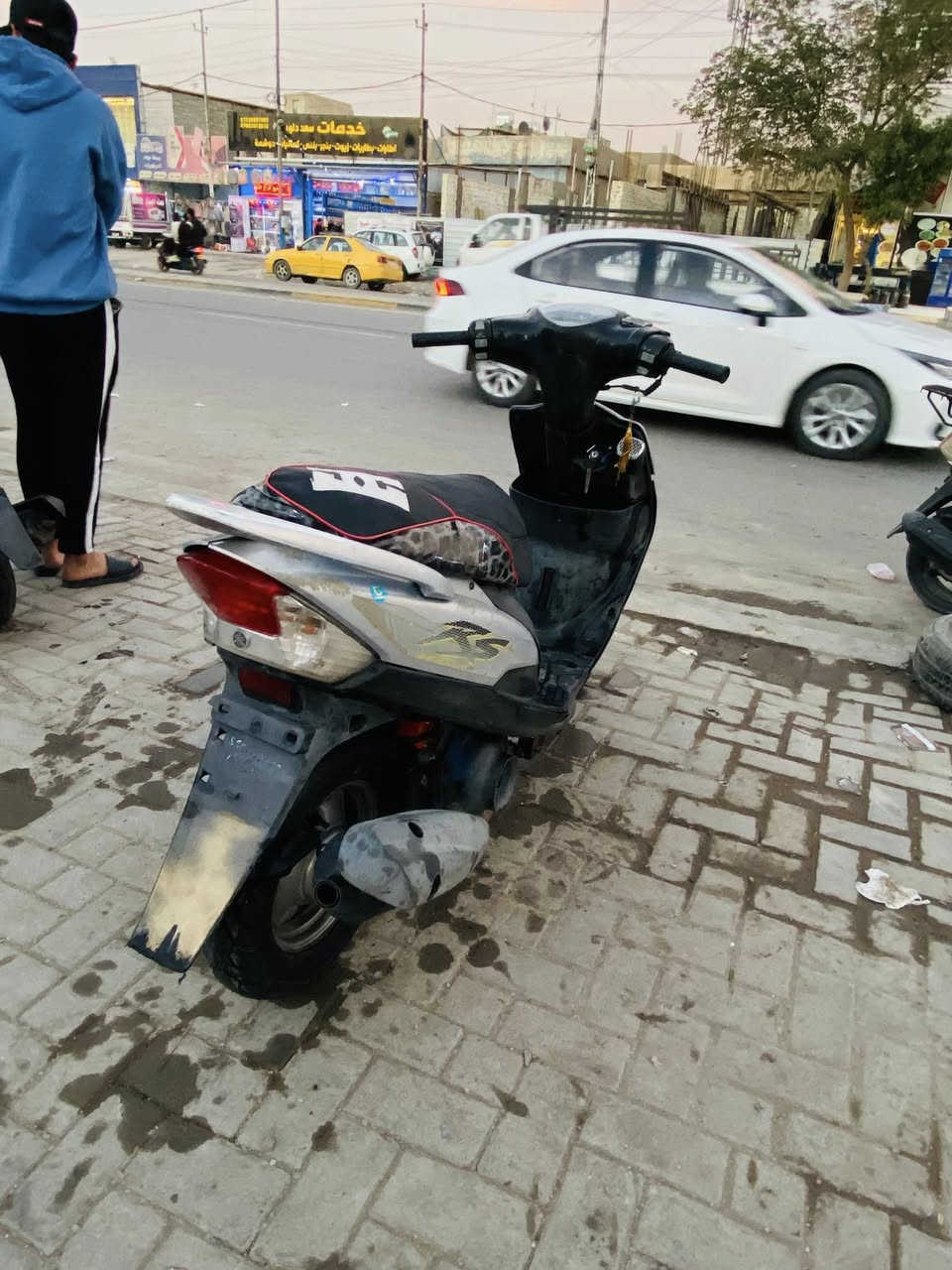 السلام عليكم للبيع ماكس عدله رمبه مصعدلها مكينه رمبه مكفوله مكينه السعر 650مكاني بغداد الدوره شارع ستين  رقمي ***********
