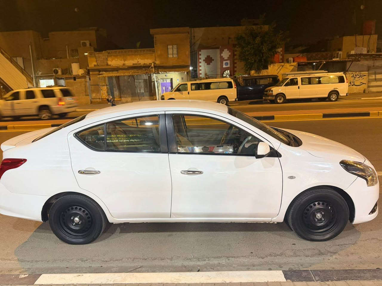 نيسان موديل ٢١ سنويه ما منتيهه بيه مدكر تبديل وربع بنيد صبغ السعر ٩٣ وبيه مجال *********** Madrid, MD
