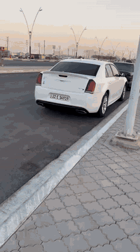 السلام عليكم اوبامه 2018وارد كندي sرقم اربيل بيهه تلحيظات بصيطه مكان السياره بصره السعر 260بيه مجال
***********
