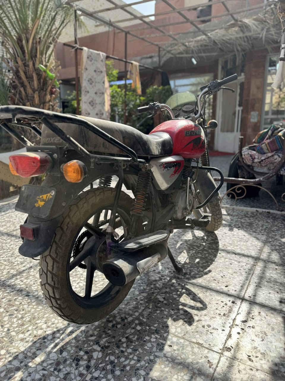 سلام عليكم بوكسر 2021 الدراجه متروكه اجاني تعين وعفته بعد  اوراق كامله كبل تاخذه ترقمه  ما مفتوحه مكينه السعر مليون وبيه مجال بسيط المكان البنوك
***********
