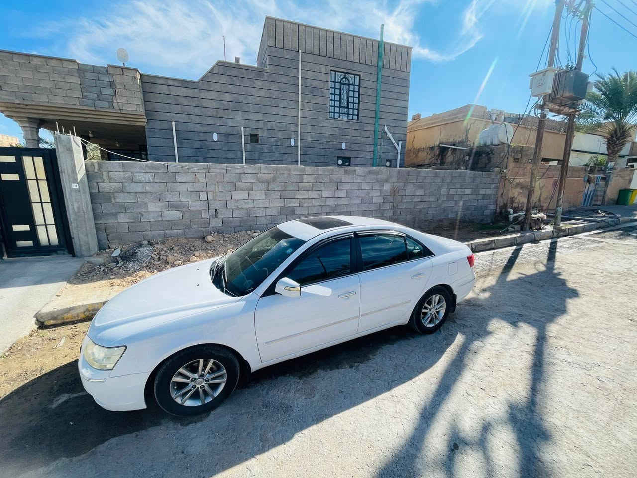 سوناتا 2009 خليجي مكفوله قطرة صبغ مابيها مواصفات فتحة تحكم ستيرن طخم تاير
السعر 135 وبيها مجال ..المكان الانبار حقلانية… مكلف بالنشر 
والاتصال على ***********
