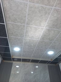 عمل باسعار مناسبة جداً  صبغ بيوت   سقوف ثانويه  تغليف جدار  واجهات فلي...