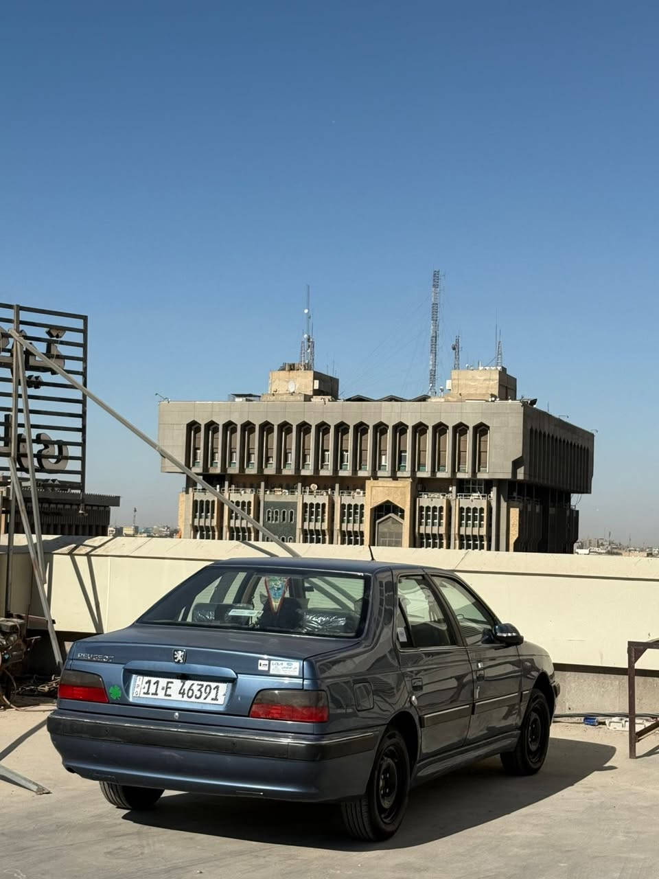 اللهم صل على محمد وآل محمد
بيجو موديل ٢٣ بغداد 

السياره جديده وخير من الله 

بيها شبر فقط شبر صبغ بلجاملغ الامامي بدون ضربه 

السعر ٧٩ بيها مجال بسيط 

مكاني بغداد جميله 

***********
