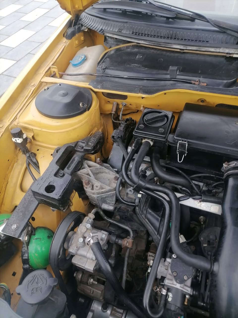 السلام عليكم
بيجو لميس 2015 

كير مكينه جديد

صدر امامي خلفي جديد

تبريد ثلج

سنويه مجدده

هيئه مصفره

السعر 41 $

العنوان بغداد حي الامانه

للاستفسار ***********
