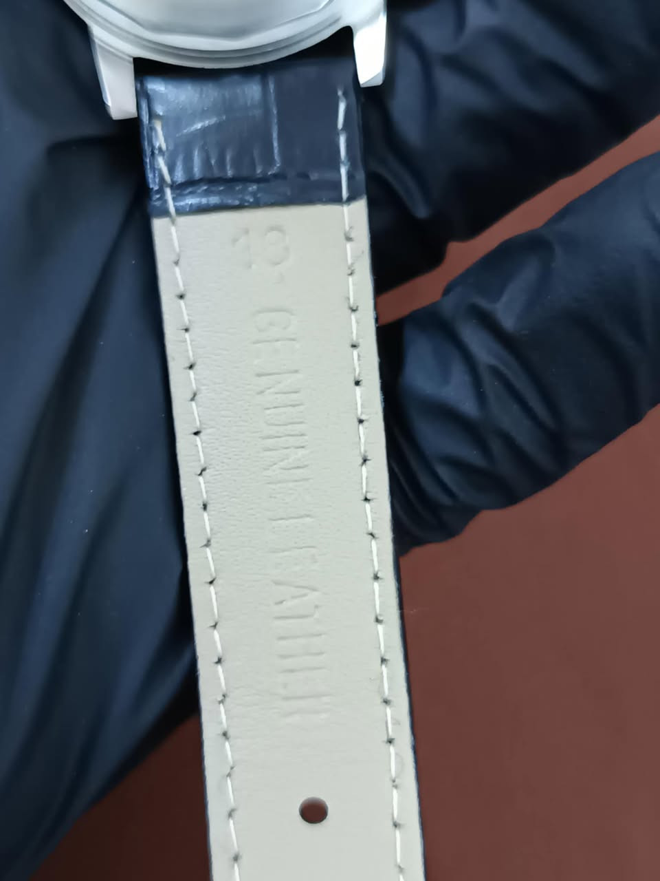 ساعة shenghai للبيع ⌚✨
المواصفات:
١) نظام العمل هو أوتوماتيك تكويك ⚙️
٢) السير جلد طبيعي ١٠٠٪؜ 🐂
٣) الزجاج زفير 💎
٤) الهيكل مصنوع من الحديد الستل ستيل 🛡️

السعر 55 الف فقط 💰🔥


**إذا كنت صاحب هذا الإعلان وتريد حذفه لأي سبب، رجاءا أرسل رسالة إلى الدعم الفني**