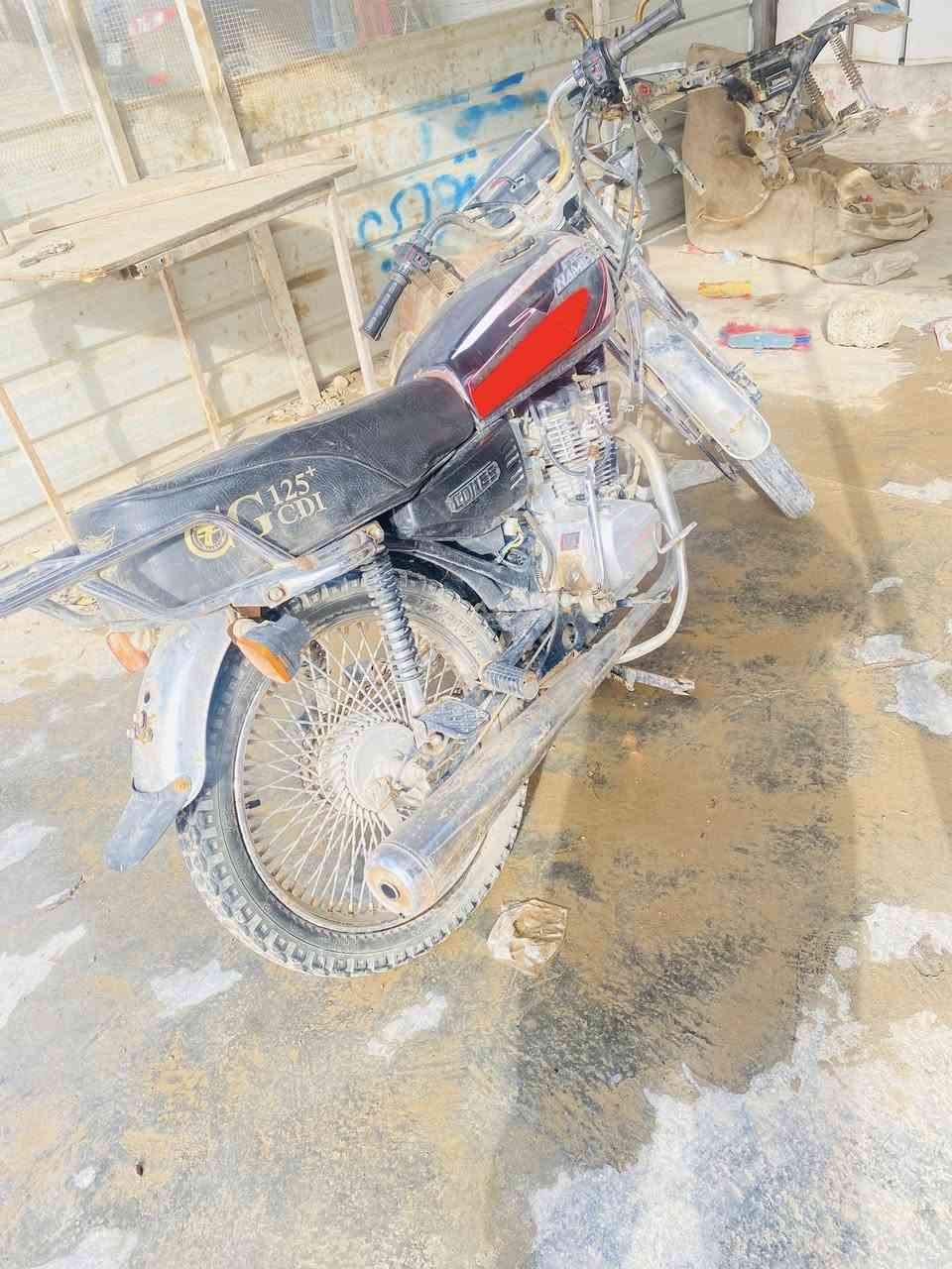 السلام عليكم
موطور نامي برو باب اول ايراني محرك خمسه كير قطاس نوعيه فول نشاط ياكل الكاع سلف كهربائيات كلها شغاله موطور مال جناي حيل خدمي السعر ٣٥٠ وبي مجال ‭٠٧٧٤ ٧٦٥ ٢٣٢٨‬ للتواصل
