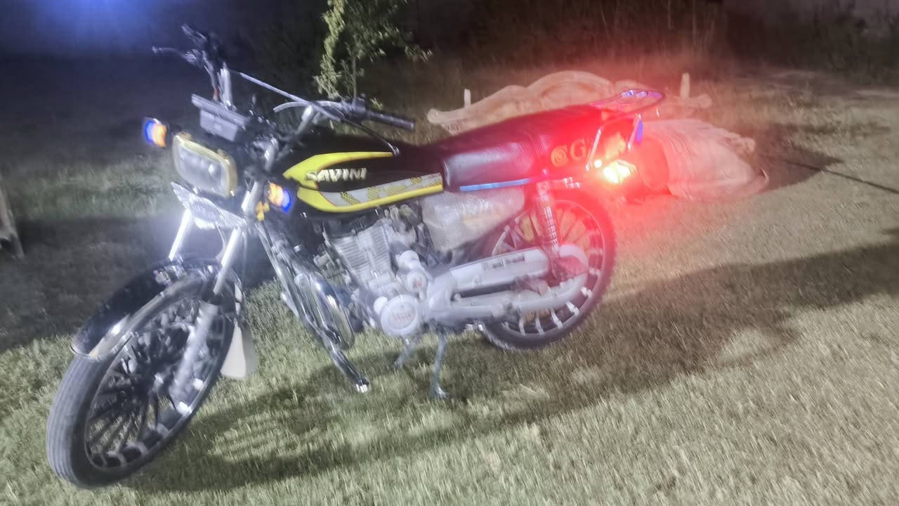السلام عليكم موطور سيفان للبيع موديل 25 للبيع السعر 650 قفلل ***********
