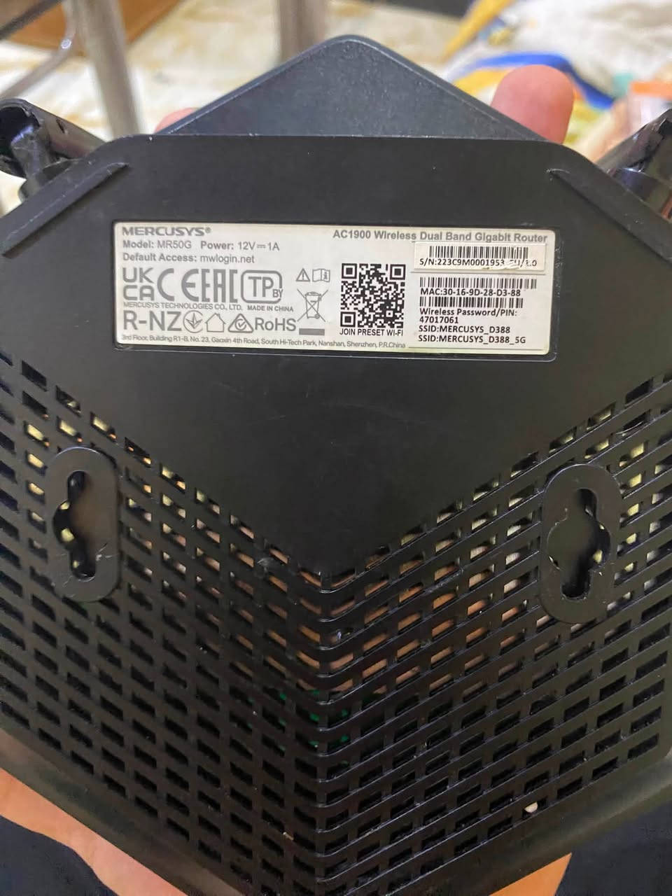 راوترين للبيع الاول شركة Mercusys MR50G ست انتينات ونت5g نضيف وجديد مابي اي خلل سعره 40 وبي مجال 

الراوتر الثاني شركة TP-Link TL-WR940N تلث انتينات نضيف ومابي اي خلل سعره٢٠ وبي مجال


**إذا كنت صاحب هذا الإعلان وتريد حذفه لأي سبب، رجاءا أرسل رسالة إلى الدعم الفني**