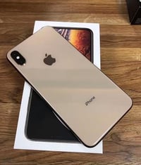 ايفون XS ماكس • ٢٥٦ جيجا • فيس ايدي معطل