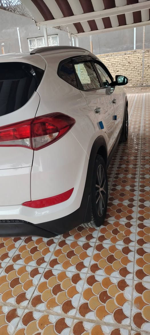 سلام عليكم
توسان ٢٠١٧ خليجي كفاله من الصبغ الضربه والتبديل
رقم بابل انكليزي تحويل مباشر
تحكمات جهتين حساس خلفي كامره شاشه
٣ انضمه قياده
٥ ويل كب كروم
تبريد قطعتين
مكينه وكير ع شركه
السياره جديده بمعني الكلمة
مانقصه لوبرغي عارضه ١٧٧ وبيه مجال لشراي *********** او ***********
مكاني بابل خيكان الغربي
