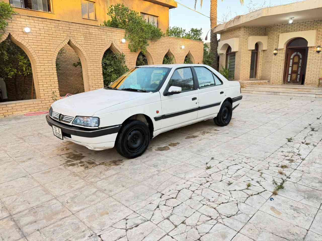 سلام عليكم ابيجو الميس موديل 209سياره مكفوله من ضربه وصبغ بيه بس البنيد طير فقط مكينه وكير مكفولته تبريد شغل شغل تخم تاير جديد صدر مامي وخلفي جديد هزه جديد سنويه الى 30سياره سياره مال جناي السعره 33مكاني بغداد بلديات وهذ رقمي ***********
