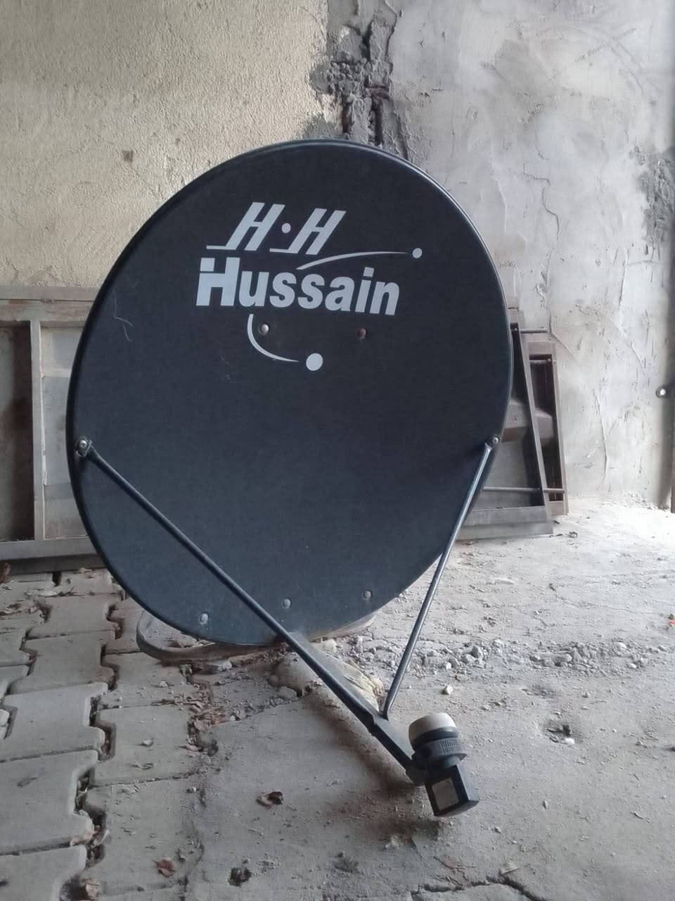 سلام عليكم  مكلف بنشر طباع ٤ عيون ٧٥ شغال ونضيف شرط ع الفحص 
غلايش عدد ٧ مسخدمات قليل الوحده ب٢٠
صحن كامل ب ١٥الف
تانكي مال سلاميك  ١٥الف
تصفي ماي شغاله ب ٢٠الف
صوبه ب ١٠الف مكان كربلاء


**إذا كنت صاحب هذا الإعلان وتريد حذفه لأي سبب، رجاءا أرسل رسالة إلى الدعم الفني**