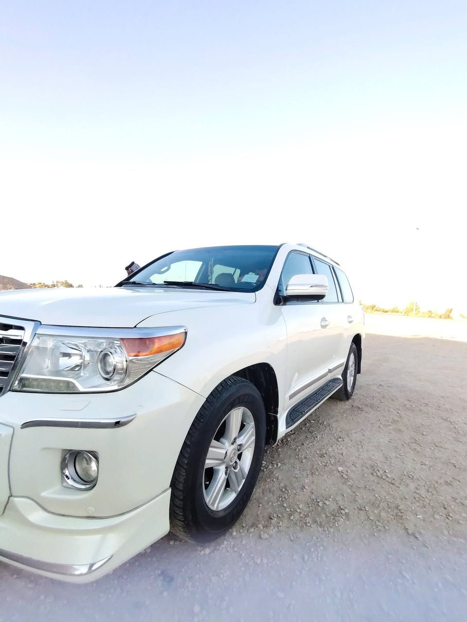 السلام عليكم
لاند كروزر موديل2014
بريم اصل فول مواصفات 1/1
ماشيه 170 حقيقي
                              محرك كير مكفرلات V6
رفم بغداد 11 بسمي سنويه ل 2030
مداور ثاني يوم
بيه باب جهة الأ يمن الكدام بس مفتوح البلادي
والباقي كفاله عامه
مكان السياره نجف طريق كربلاء
السعر 345    ، وبيه مجال
***********
