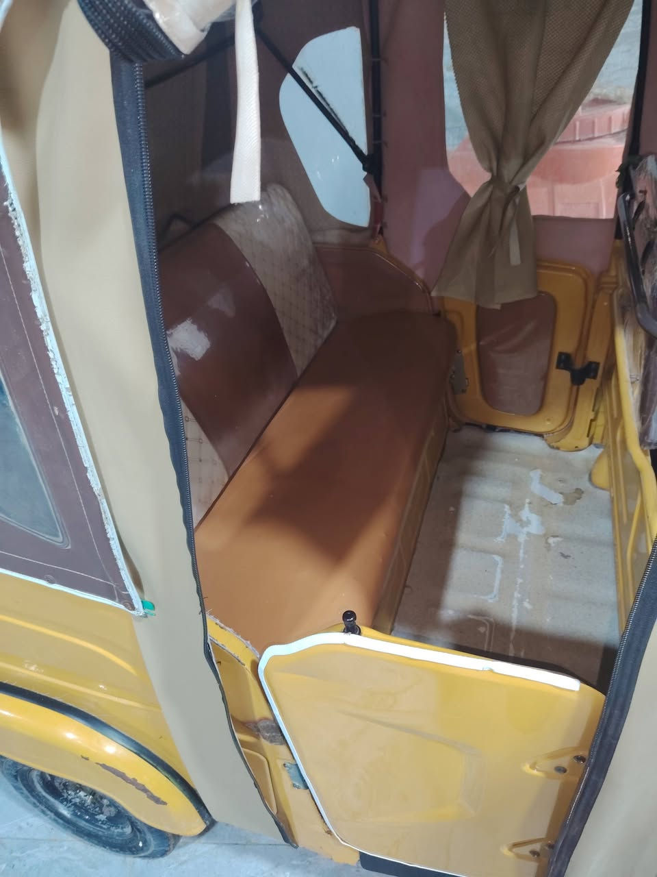 موديل 21
السعر 7 ونص
للاستفسار الاتصال على الرقم ***********
المكان ديالى الخالص
