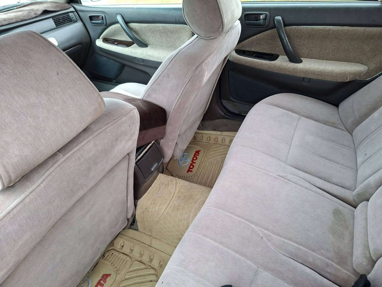 سلام عليكم راس ثور البيع موديل 1998 ايسر بلاد مصبوغه حزام بدون حادث  رقم بابل مكان سياره بسماوه سعر 115 ***********-- يوجد فيه واتساب
***********
