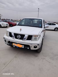 بيكم نيفاره للبيع موديل 2009 07759966096. لسعر 90 دواخل مابي محرك وكير...