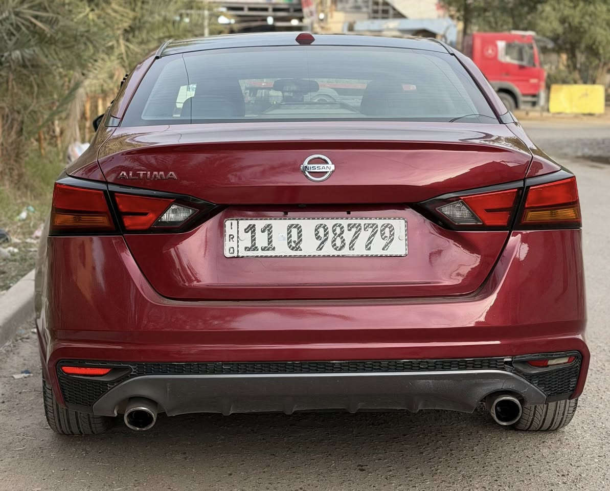 السلام عليكم
التيما 2019 sr
السعر 112 وبي مجال 
بصمة تشغيل ودخول ذكي 
تشغيل عن بعد 
كراسي جلد 
كرسي كهرباء 
رادار جانبي امامي 
لايت زينون 
شاشة كامرة دوارة 
هندبريك بصمة 
اوتو هولدد
محرك 2500 
كشاف لد نهاري 
فول تحكم ستيرن 
كروس سرعة 
وبعد بيها مواصفات 
صدر جديد 
تخم تاير 2026 تخم جديد 
السيارة ماشية 70 
السيارة بيها قطع صبغ ابيع حزام 
مكان السيارة المنصور 
***********
